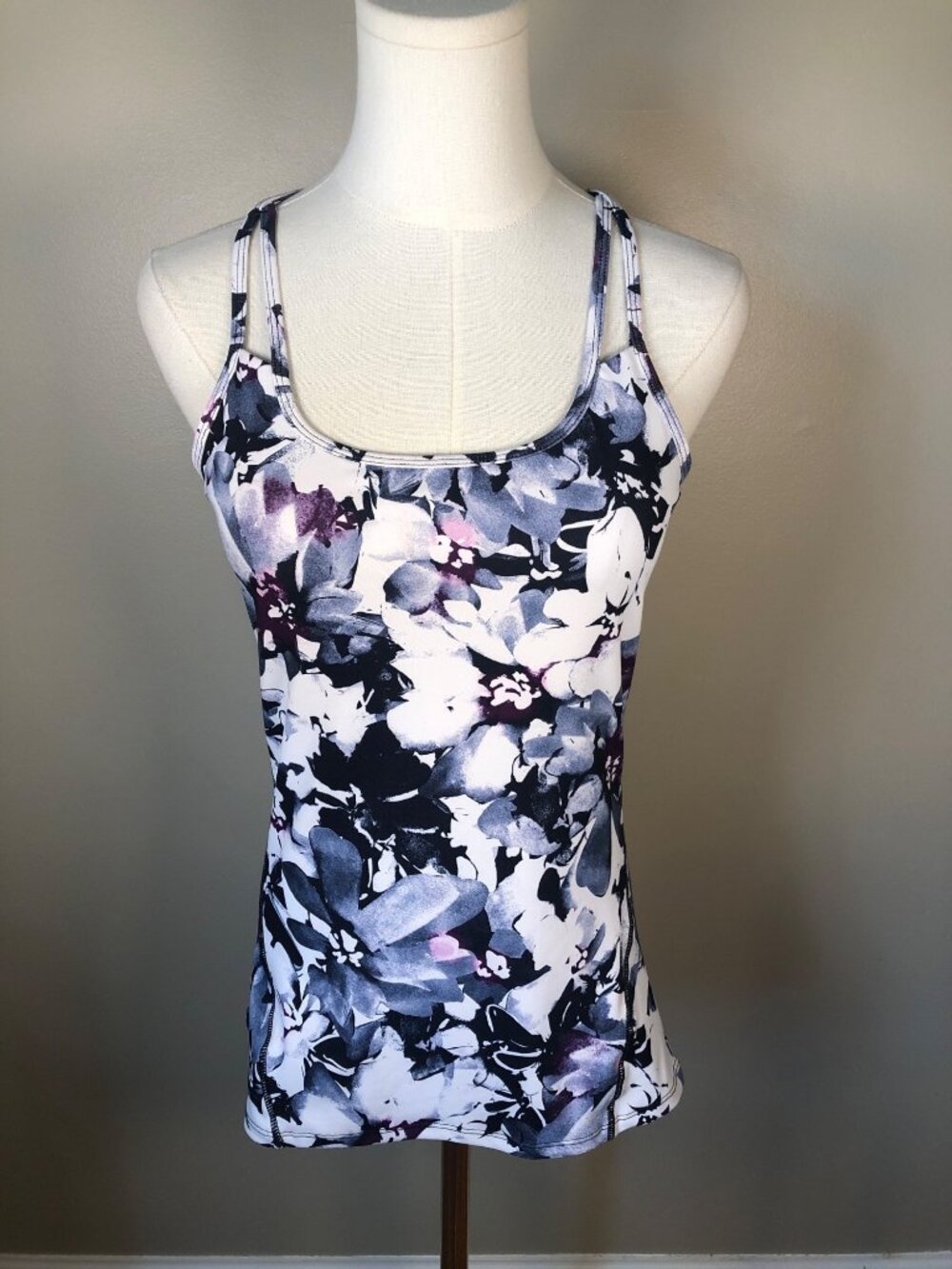 Gaiam Scoop Neck Floral Athletic Tank Top Yoga Workout Size S
